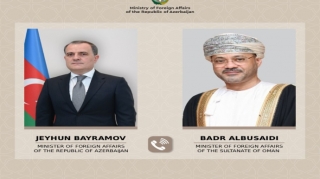 Ceyhun Bayramov omanlı həmkarı ilə müzakirə apardı 