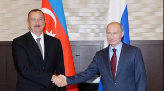 Putin Prezident İlham Əliyevə zəng etdi