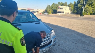 Yol polisi nömrəsini itirən sürücüyə belə kömək etdi – TAPILDI - FOTO 