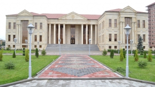 В Азербайджане глава ИВ обратился в прокуратуру в связи с подчиненными