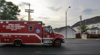 ABŞ-da sərnişin avtobusu qəzaya düşdü - 50-dən çox insan xəsarət alıb 