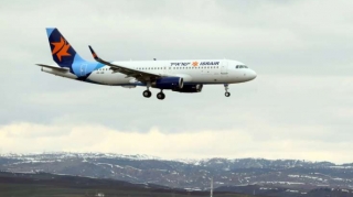 İsrail prezidentinin təyyarəsinin üzərində yazılan sözlər diqqət çəkdi   - FOTO