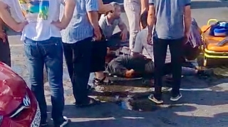 Novxanıda qadın sürücü yolu keçən piyadaları vurdu    - VİDEO
