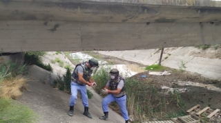 Xızıda körpünün altından top mərmisi və patronlar tapılıb - FOTO 