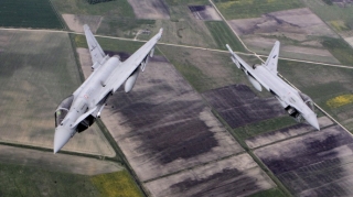 Almaniya, İtaliya və Macarıstanın döyüş təyyarələri Baltik səmasını qoruyacaq 