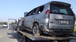 Hacıqabulda maşın aşdı, yaralılar var  - FOTO