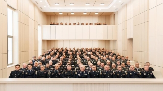 Daxili işlər orqanlarının 4 əməkdaşına ali xüsusi rütbə verilib