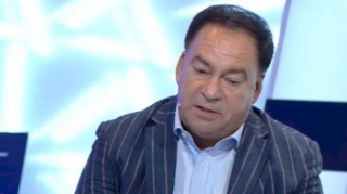 “Uşaqlıqda nə topum, nə velosipetim olub” – Əlikram Bayramov 