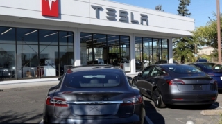 "Tesla"nın  satışları doqquz ildən sonra ilk dəfə azalıb