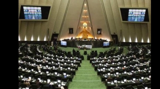 Иран осуждает обстрел Арменией Гянджи