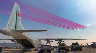 Pandemiya səbəbindən ən böyük aviaşou ləğv edildi