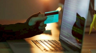 Kartlardan kiberoğurluq:  Banklar “özünüz günahkarsız” deməkdə nə qədər haqlıdır?