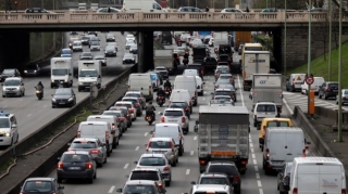 Fransada yollarda 1100 km-lik tıxac yaranıb