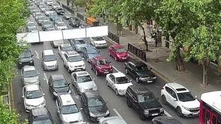 Bu yollarda sıxlıq var:  Diqqətli olun! - SİYAHI 