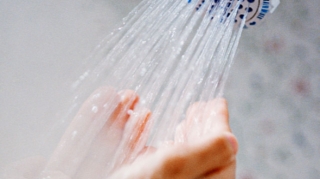 Bakıda hamamda yıxılan qadın vəfat etdi 