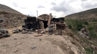 Tərtərin Canyataq kəndi yaxınlığında tərk edilmiş döyüş mövqeyi  - VİDEO