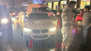 Bakıda qəza: “BMW” piyadanı vurdu   - VİDEO - FOTO