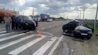 “Honda” “015”ə çırpıldı;  2 ölü, 6 yaralı – ANBAAN VİDEO 