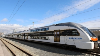 Sərnişin və yük qatarlarına 29 dəfə daş atıldı 