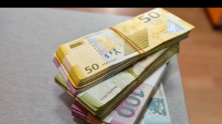 Bayram günlərində işləyənlərin NƏZƏRİNƏ  - Əməkhaqqı belə hesablanacaq