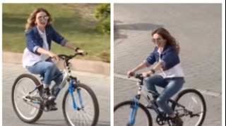 Azərbaycanın tanınmış müğənnisi verilişə velosipedlə gəldi  - FOTO
