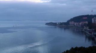 Dardanel boğazı gəmilərin hərəkətinə bağlandı 