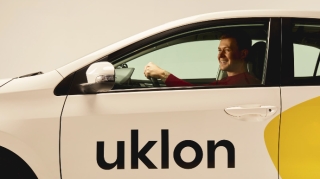 "Uklon" taksini şikayət edən vətəndaş qalib gəldi: pulunu atıqlamasıyla geri aldı 