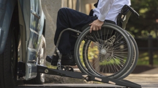 Baş nazirdən əlilliyi olan şəxslərlə bağlı - Qərar 