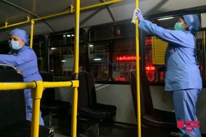 Bakıda avtobuslarda dezinfeksiya işləri davam etdirilir - VİDEO - FOTO