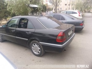 Sumqayıtda avtomobildən oğurluq edildi