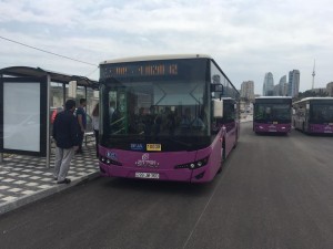 Bakıda 19 marşrutda gedişhaqqı kartla ödənilir