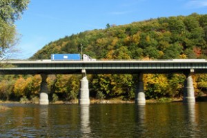 Bərdədə çökən körpü təmir edildi