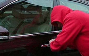 Oğurlanmış avtomobil doğranmış vəziyyətdə tapılıb