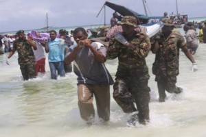 Gəmi qəzaya uğradı: 44 ölü
