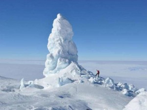Erebus buz qayaları: Od ilə buzun birləşməsi - FOTO
