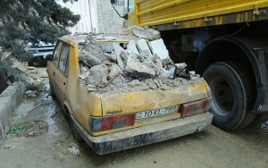 Bakıda evdə partlayış: bir ailənin üç üzvü ölüb