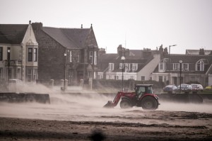 Şotlandiyada güclü tufan: 30 mindən çox ev işıqsız qalıb - FOTO