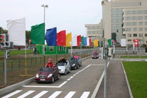 Uşaq avtoşəhərcikləri gələcəyin peşəkar sürücülərini yetişdirə biləcəkmi? - FOTO