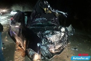 Şəmkirdə ağır qəza, 2 nəfər öldü, yaralılar var - FOTOLAR