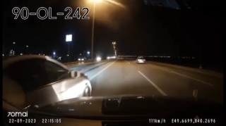 Bakı-Ələt yolunda ölümə gedən sürücü qəza törədib qaçdı - VİDEO