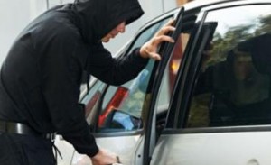 Azərbaycanda şok olay - İçində 150 minlik qızıl olan "07" qaçırıldı