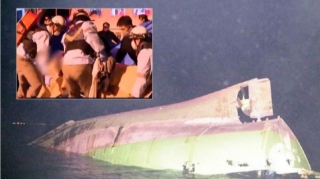 Yaponiyada toqquşma nəticəsində yük gəmisi batıb: İtkin düşənlər var - FOTO - VİDEO 