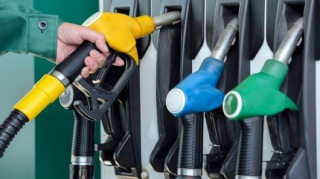 ABŞ energetika naziri yanacaq qiymətlərini aşağı salmağa çağırıb