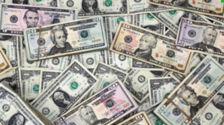 Taksi sürücüsü 1 saatda milyonçu oldu, qorxdu   - FOTO