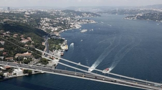 Çanaqqala boğazı tranzit gəmilərə bağlanıb 