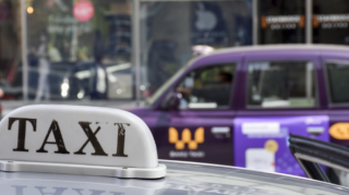 Taksilərin dayanacaq problemi:  hansı işlər görülür?  - VİDEO