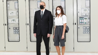 İlham Əliyev və birinci xanım AÇILIŞDA - FOTO 