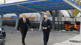 Prezident İlham Əliyev yeni Biləcəri lokomotiv deposunun açılışında iştirak etdi