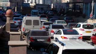 Bakıdakı tıxacı necə azaltmaq olar? - AÇIQLAMA 