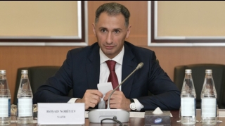 Rəşad Nəbiyev:  “Bu günədək Bakı-Tbilisi-Qars dəmir yolu ilə 1,3 milyon ton yük daşınıb”